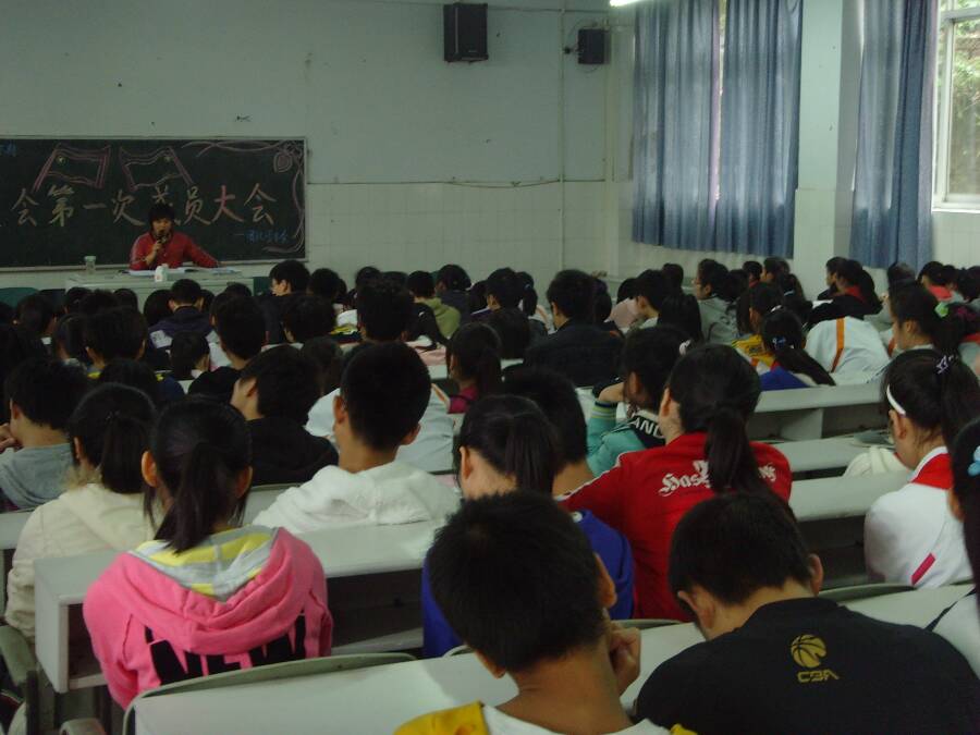 \\"2010050735611017.jpg"