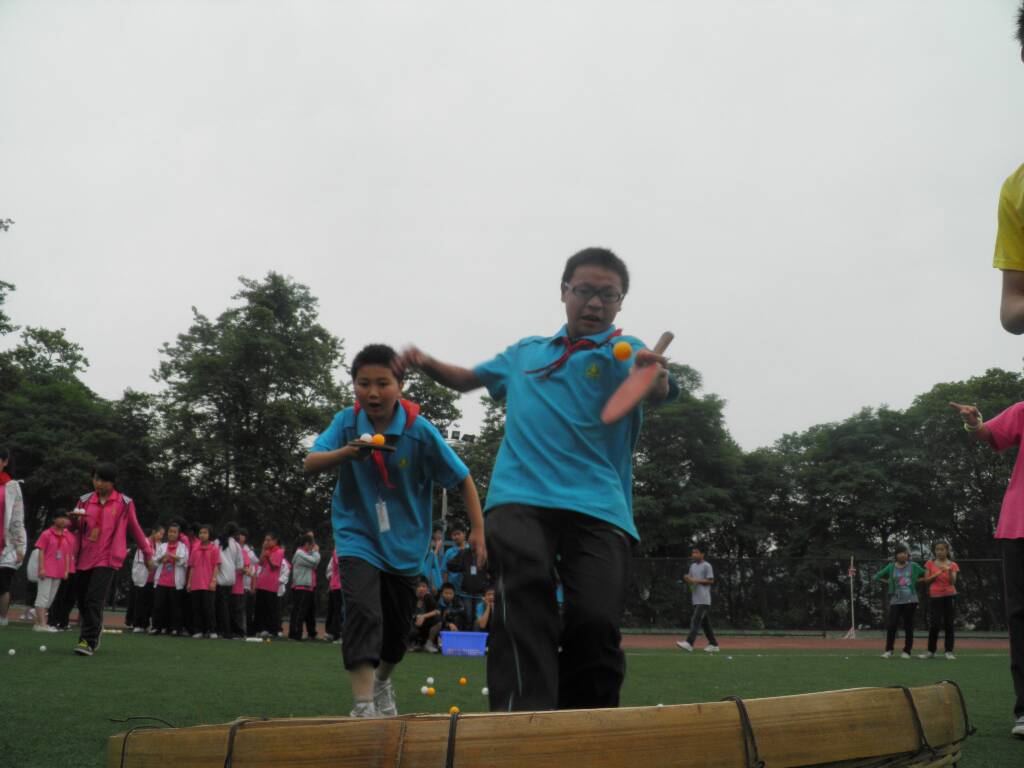 \\"2011062041401313.jpg"