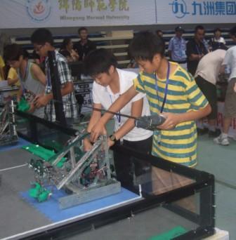 \\"初中组比赛现场.jpg"
