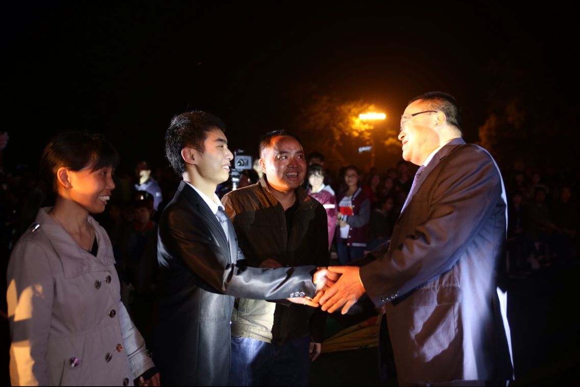 \\"QQ图片20160422083748.jpg"
